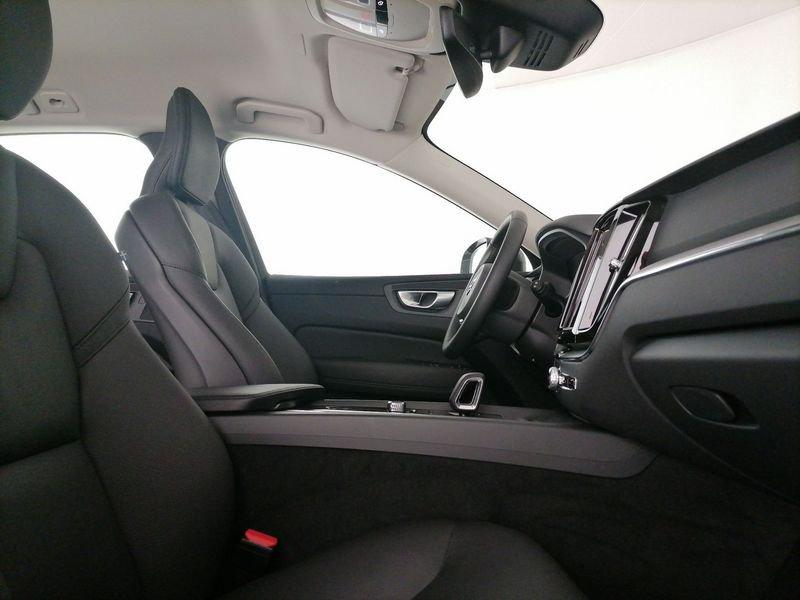 Volvo XC60 2.0 b4 Core auto