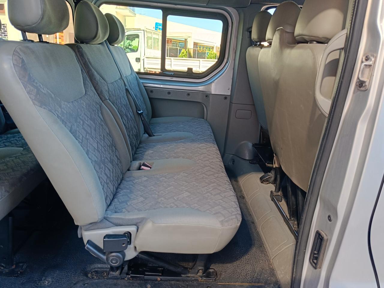 Opel Vivaro 29 2.5 CDTI/135CV PC-TN Combi