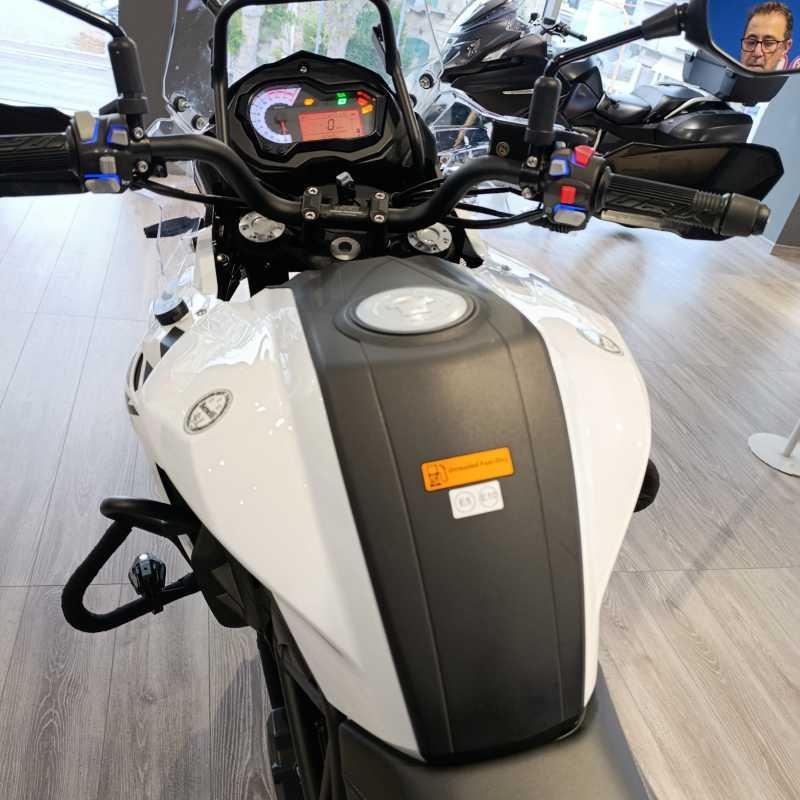 Benelli TRK 502X - 2025
