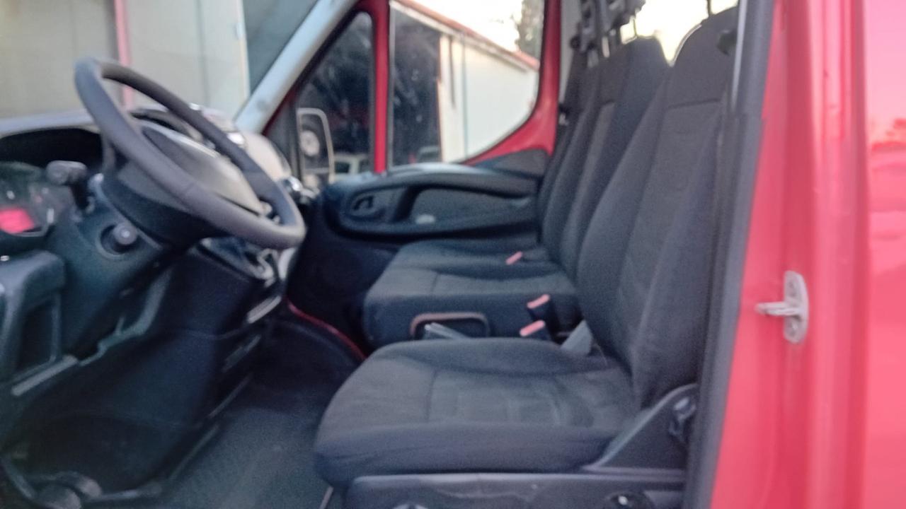 Iveco Daily 35-13-2.3 mjt a telaio -2015