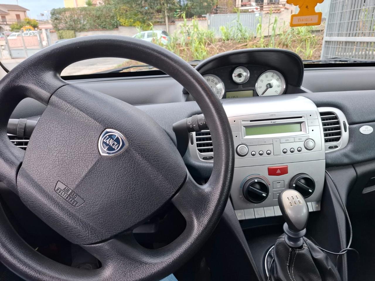 Lancia Ypsilon 1.2 Argento