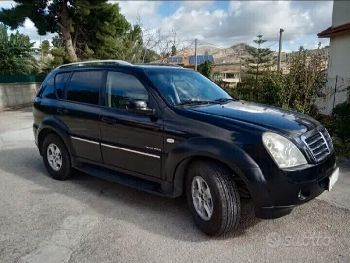 Ssangyong REXTON II 2.7 XDi TOD Classic