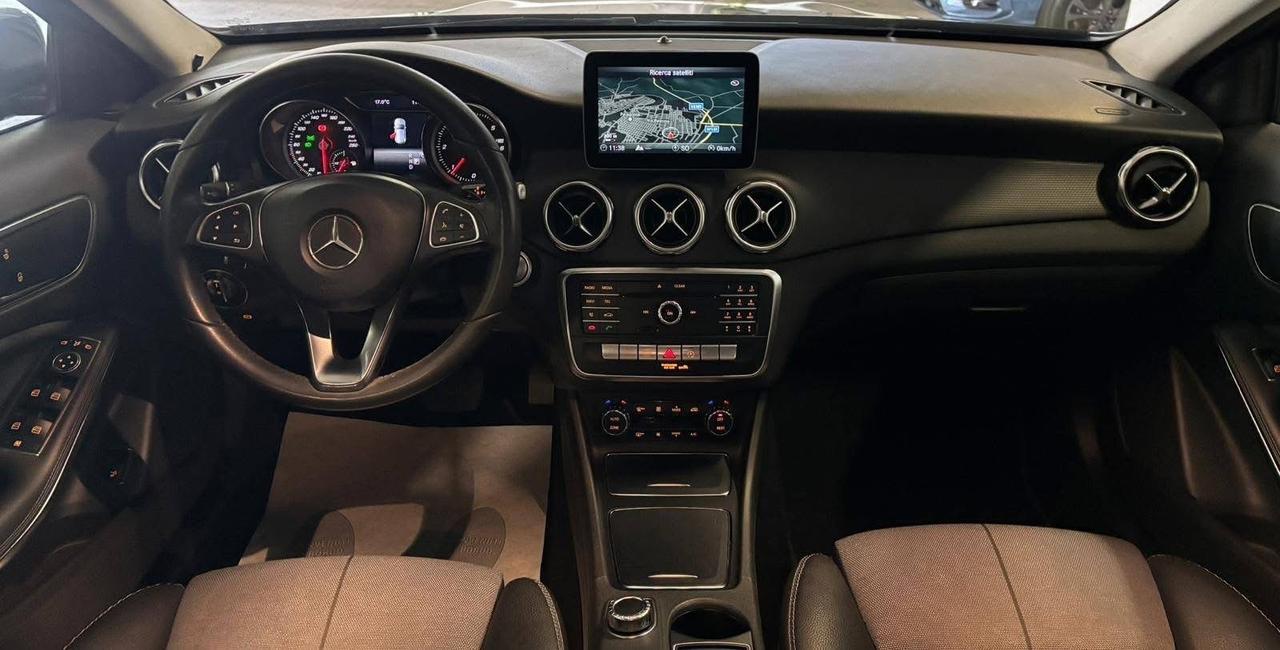 Mercedes-benz GLA 180 d Business
