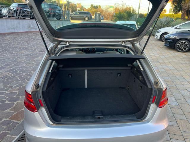 AUDI A3 SPB 1.6 TDI S tronic Business
