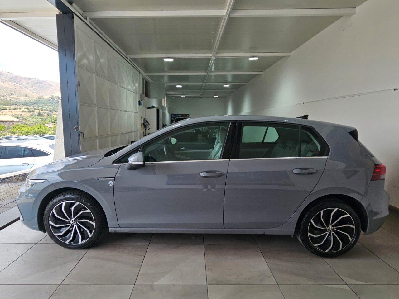 Volkswagen Golf 2.0 tdi Style 150cv