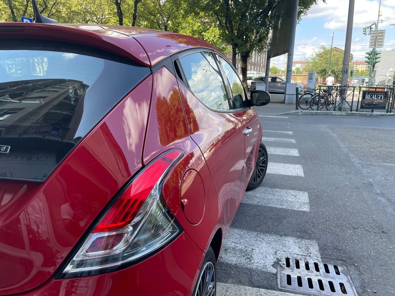 Lancia Ypsilon Silver 1.0 FireFly MHEV #6413