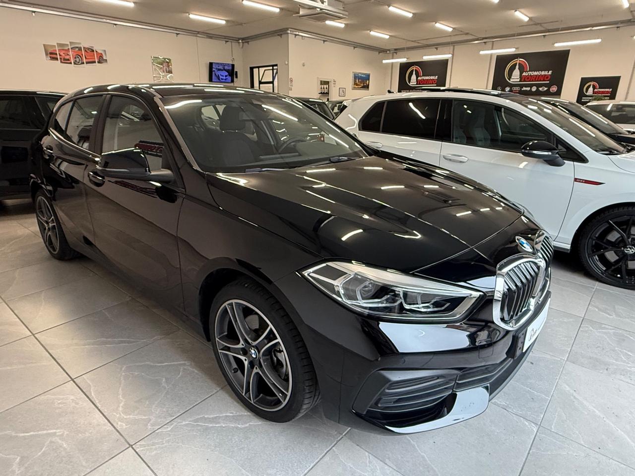 Bmw 118 118i 5p. Business Advantage NAVI