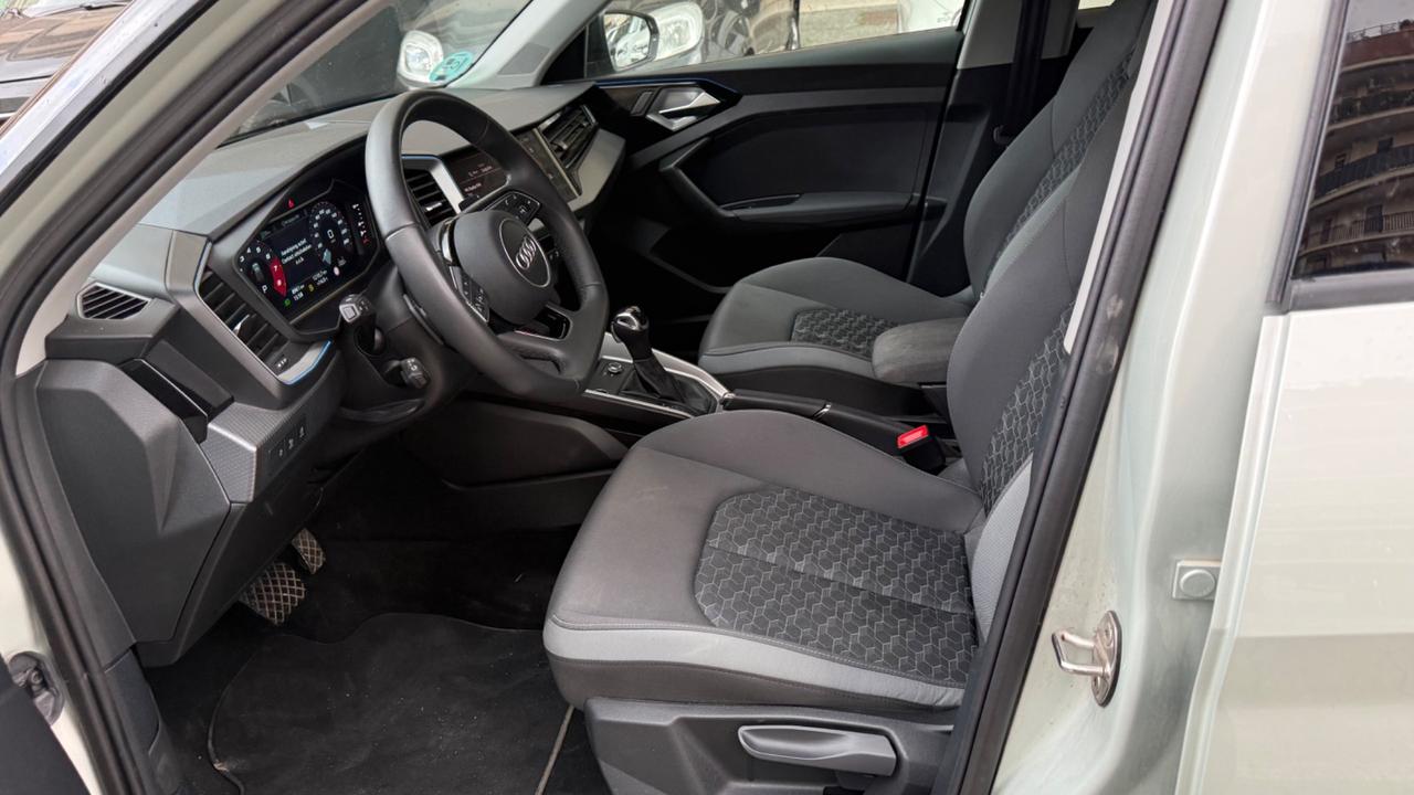 Audi A1 SPB 30 TFSI S line editionLED NAVI KAMERA CERCHI 18 PDC BLUETOOTH CLIMA AUTOMATICO