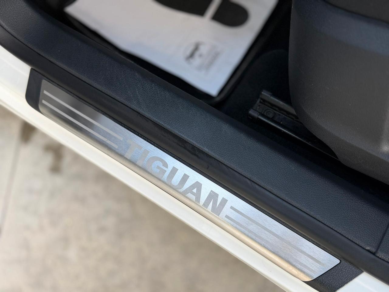 Volkswagen Tiguan 2.0 TDI DPF 4MOTION DSG Sport & Style