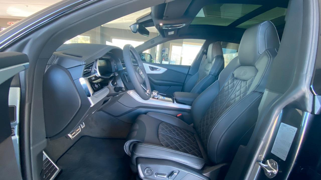 Audi Q8 50 TDI 286cv Pano-23"-Pelle Rombi-G.traino-N.Vision-Cam.360°-SoftClose-Matrix-