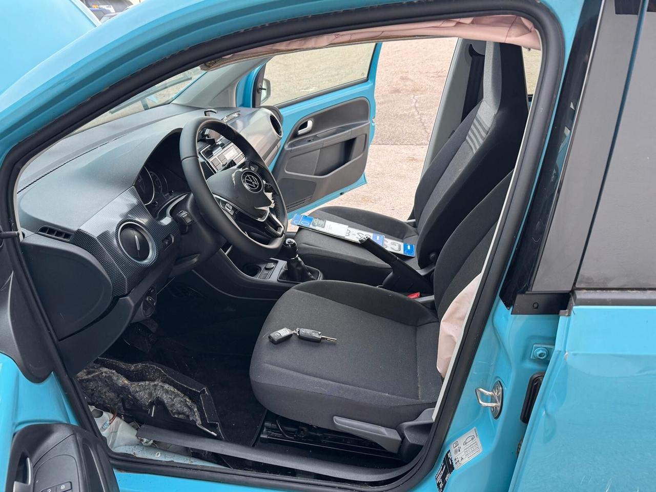 Volkswagen up! 5p 1.0 evo Move 65cv START - INCIDENTATA