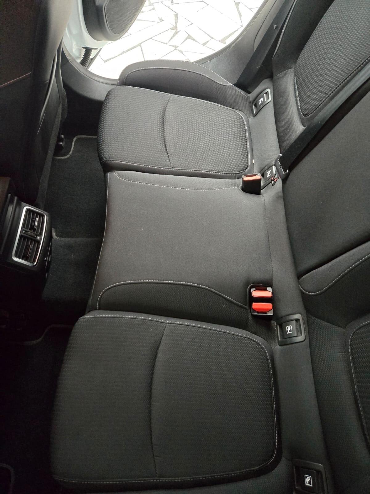 Renault Megane Mégane Blue dCi 115 CV EDC Techno