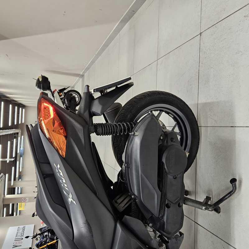 Yamaha X-Max 125 - 2023