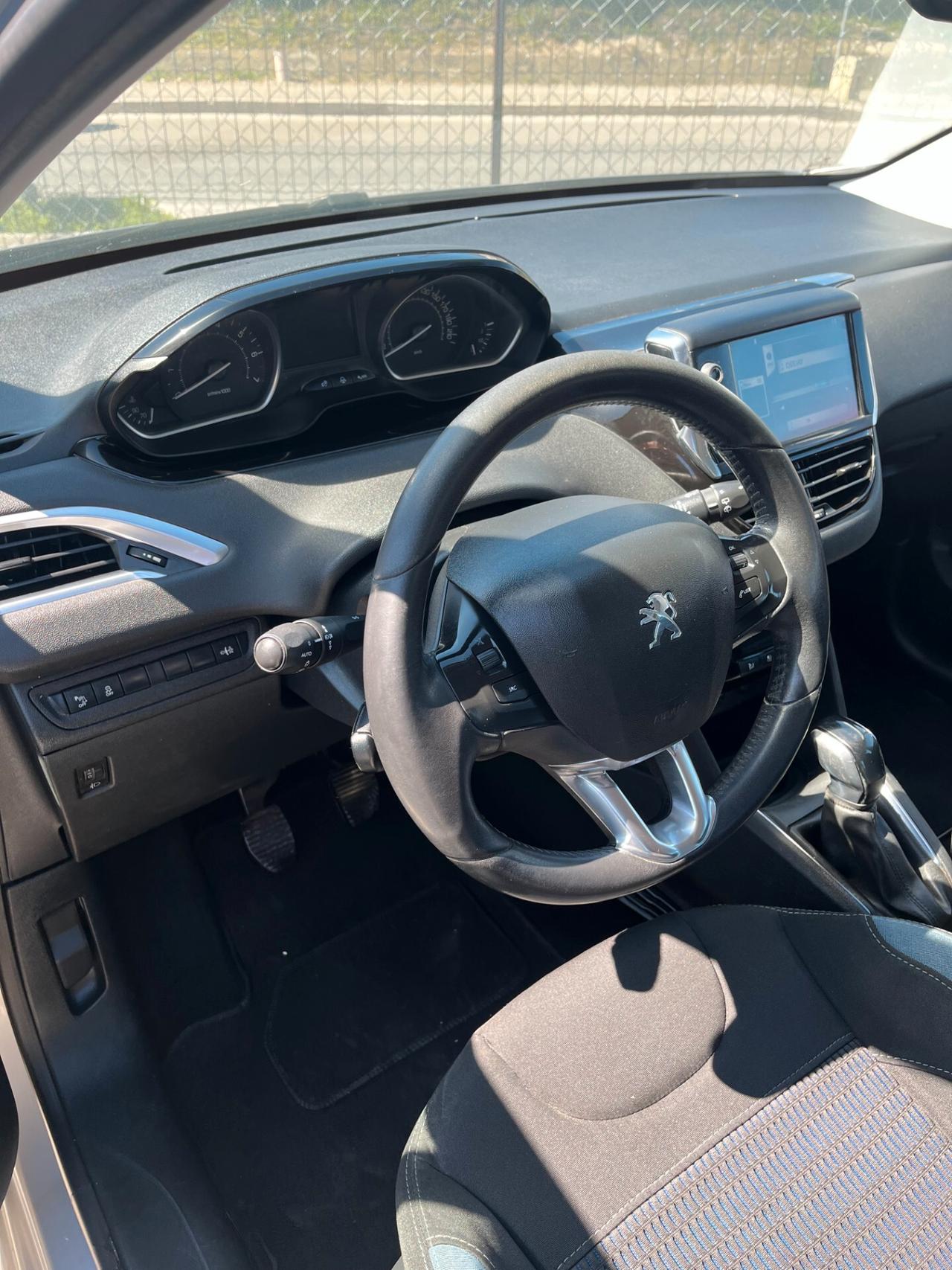 Peugeot 208 1.2 VTi 82 CV 5 porte Access