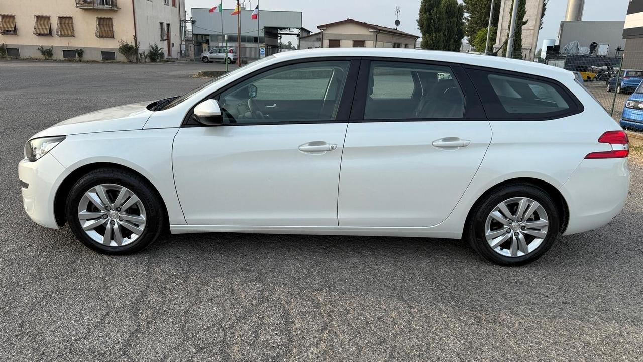 Peugeot 308 PEUGEOT 308SV IP6HDI