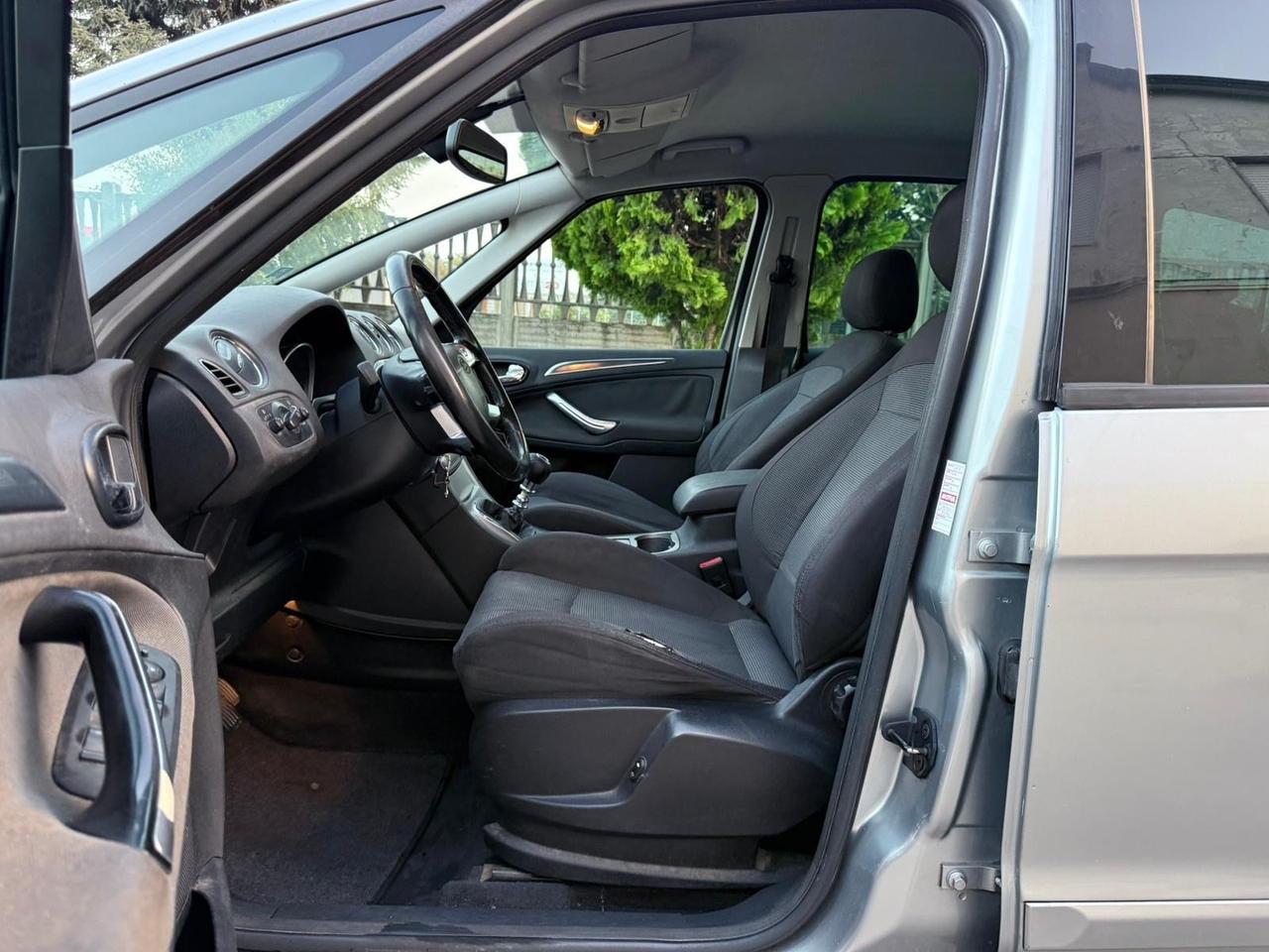 Ford Focus C-Max 2.0 TDCi (136CV) Titanium