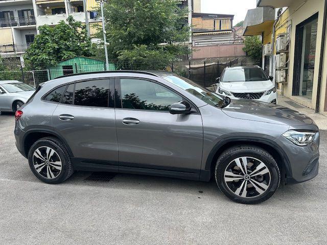 MERCEDES-BENZ GLA 200 d Automatic Sport