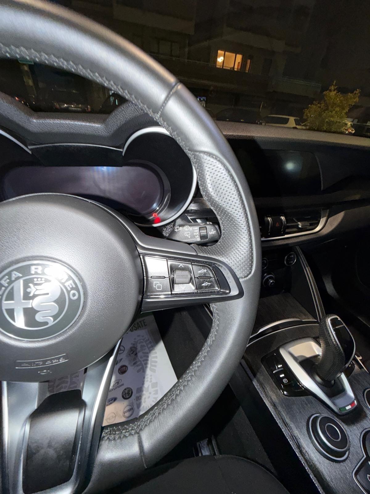 Alfa Romeo Stelvio 2.2 Turbodiesel 210 CV AT8 Q4 Ti