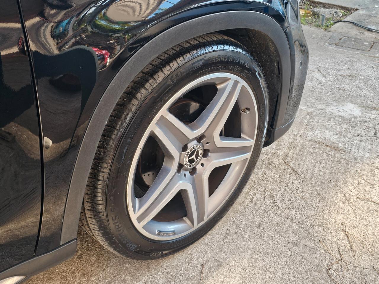 Mercedes-benz GLA 200 d Automatic 4Matic Premium AMG