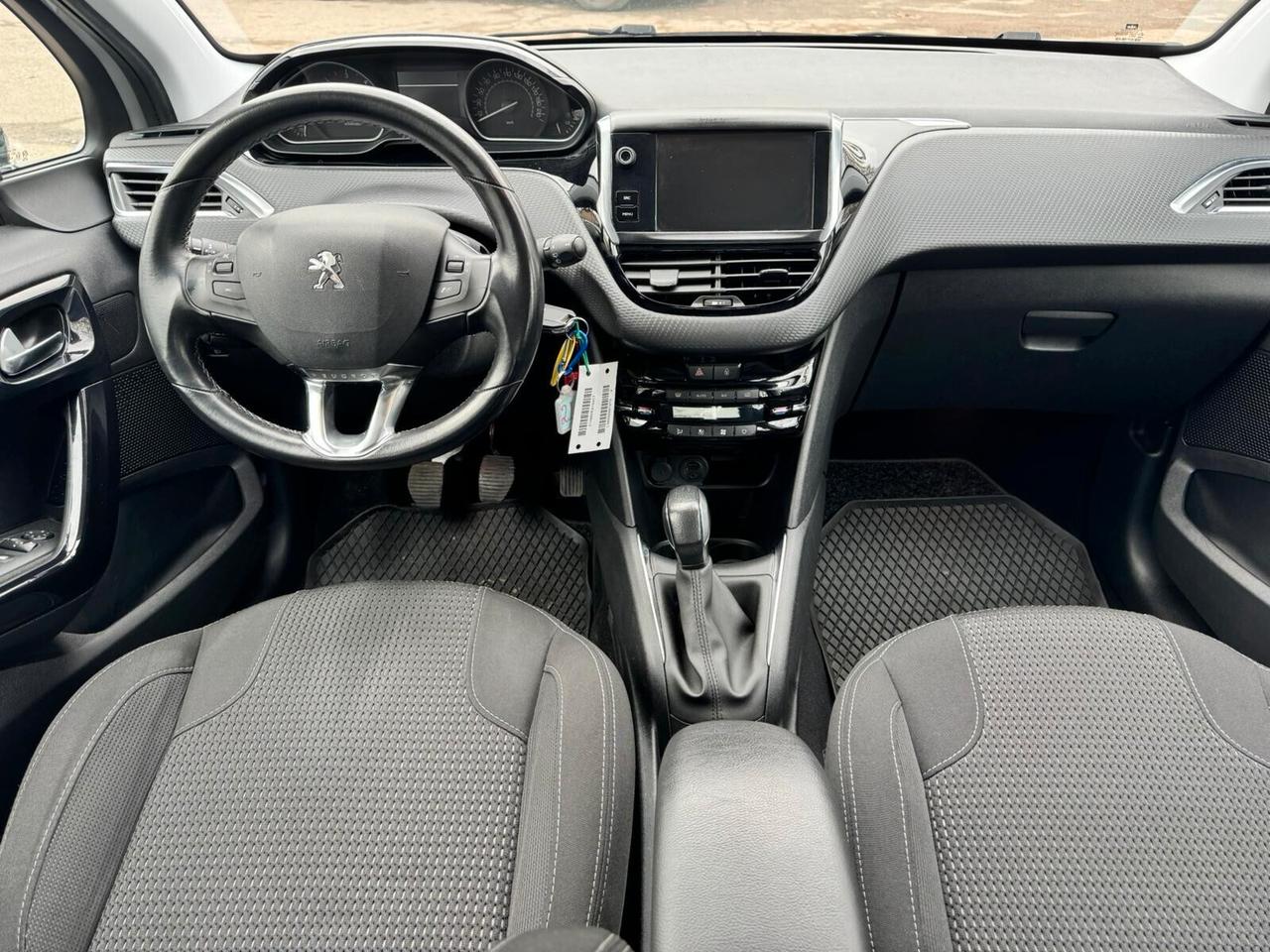 Peugeot 208 BlueHDi 100 5 porte Allure