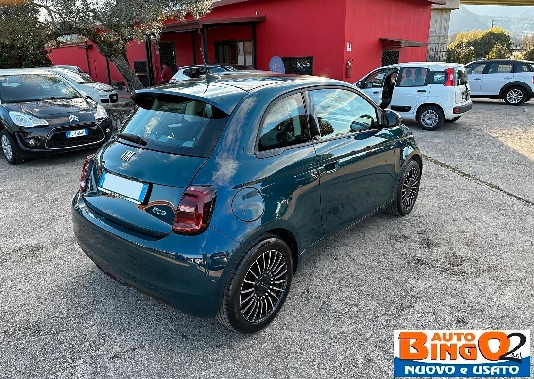 Fiat 500 La Prima Berlina 42 kWh