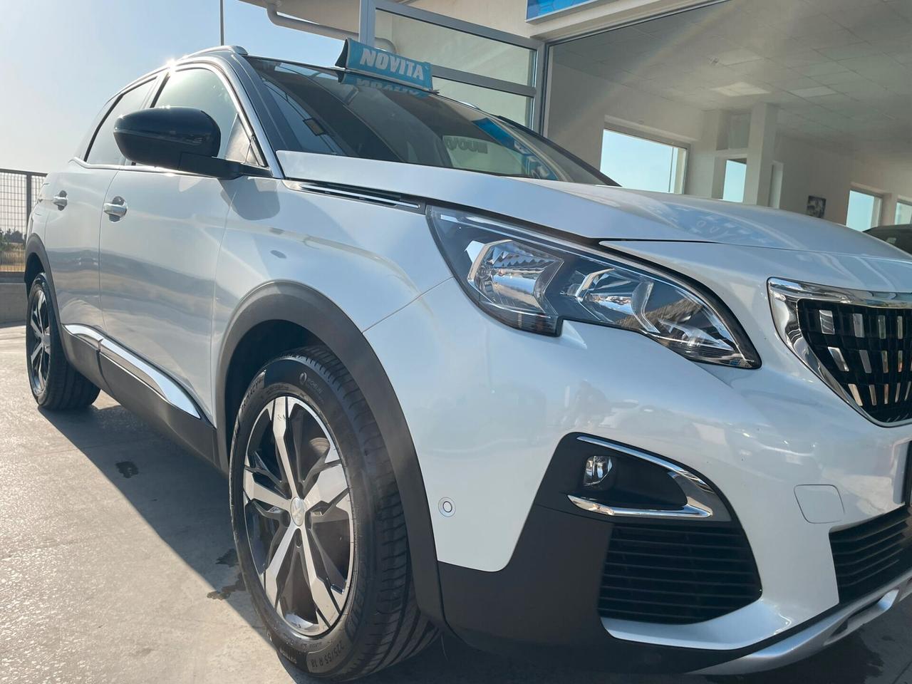 Peugeot 3008 BlueHDi 130 S&S EAT8 Allure