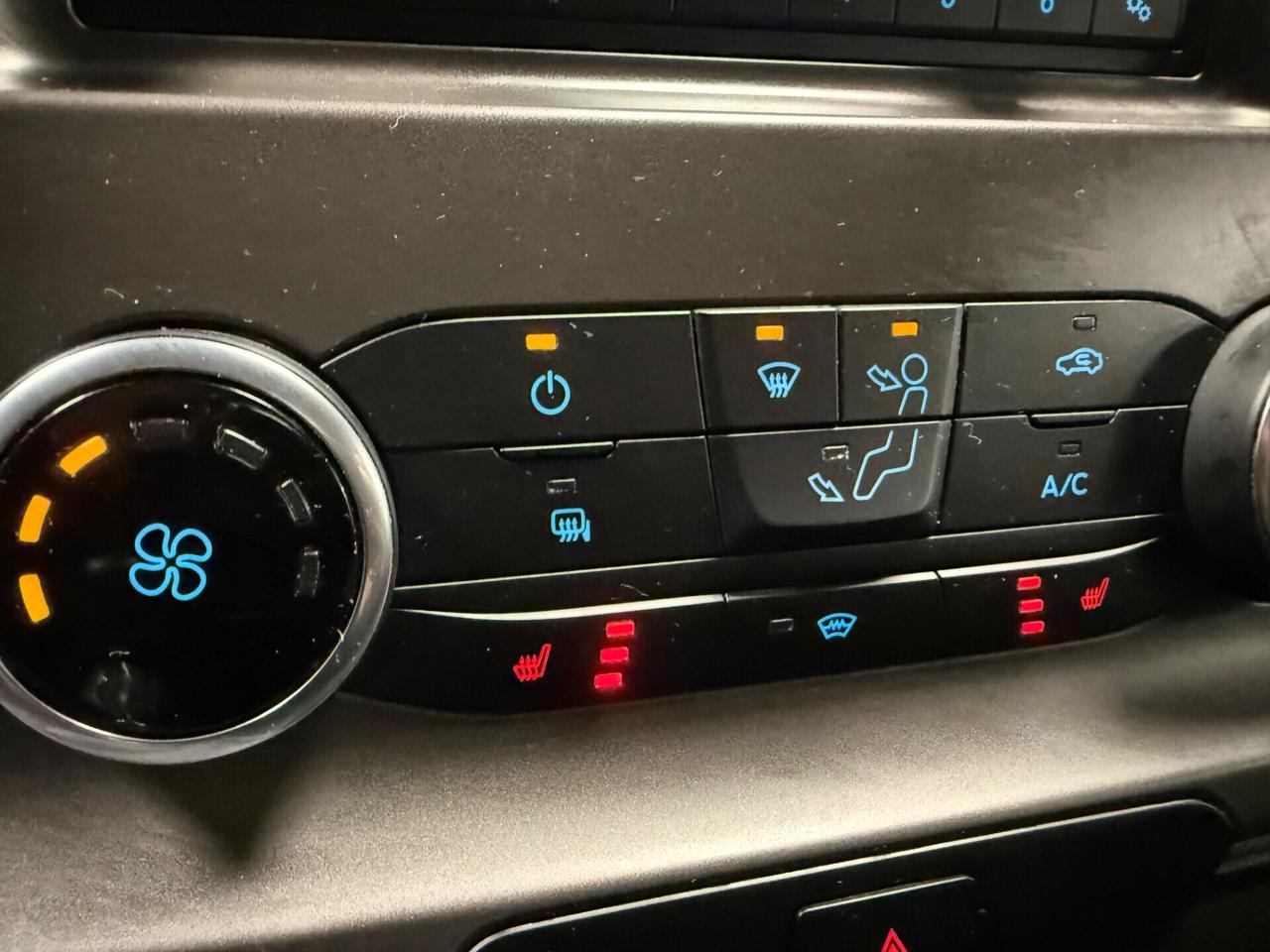 Ford Transit Custom 300 2.0 TDCi 130 PC Furgone Trend