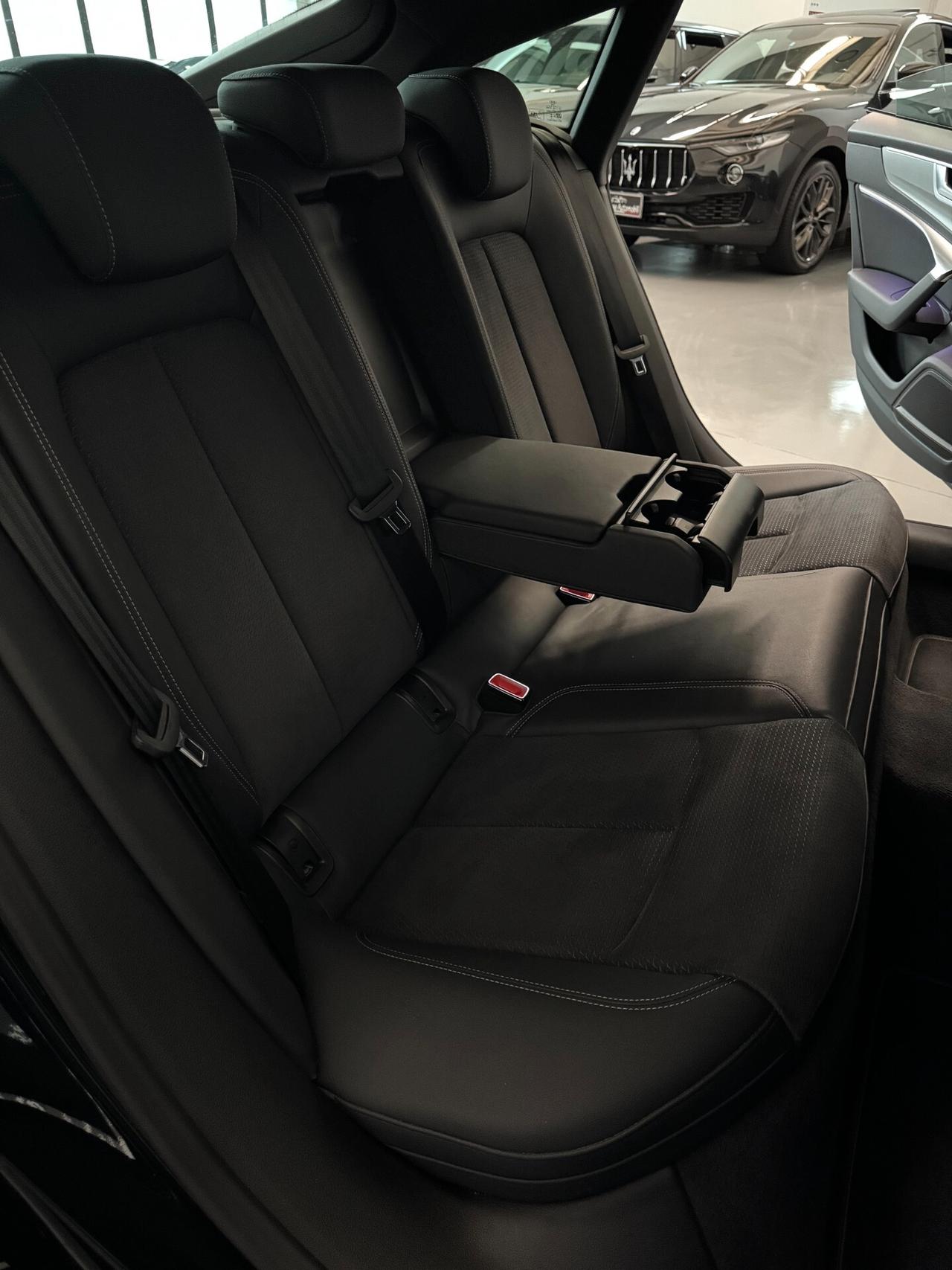 Audi A7 S-Line SPB quattro mhev s-tronic 2.0cc 204cv Parcheggio automatico Clima 4zone