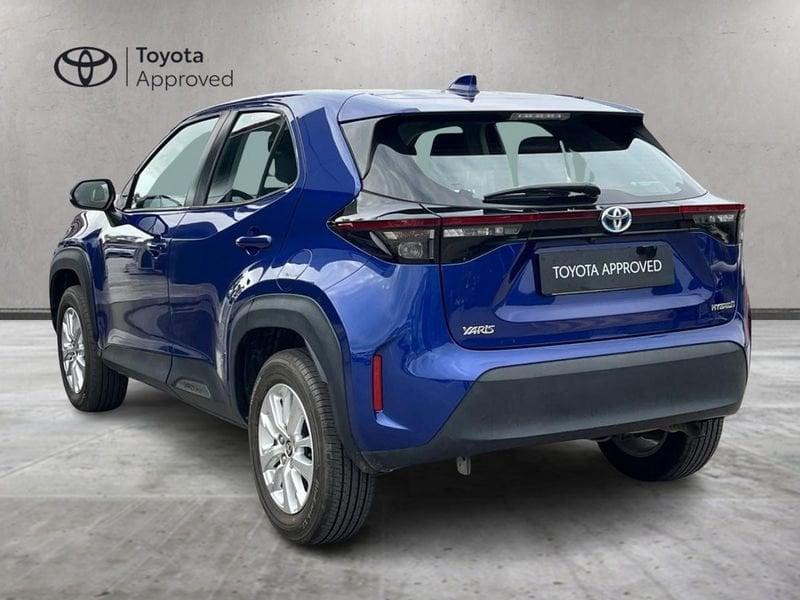Toyota Yaris Cross Yaris Cross 1.5h Active fwd 116cv e-cvt IVA ESPOSTA
