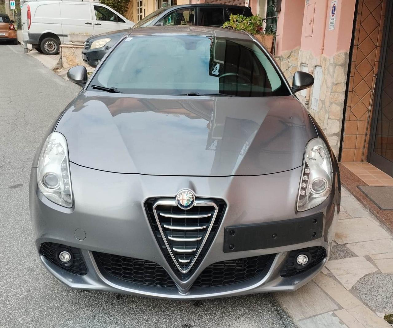 Alfa Romeo Giulietta 1.6 JTDm-2 105 CV Distinctive