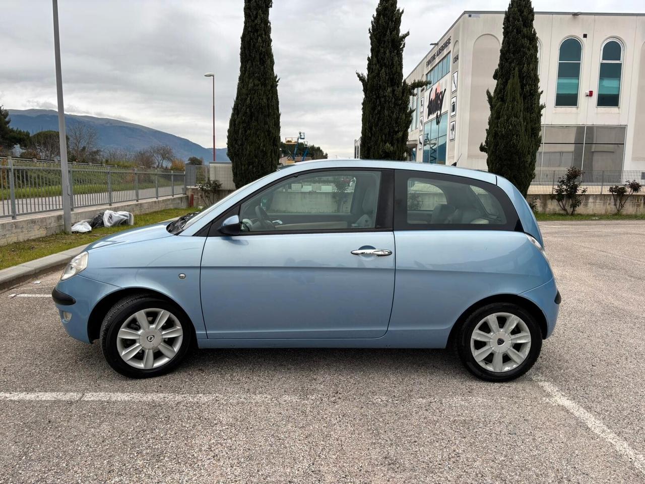 Lancia Ypsilon 1.3 Multijet 16V Argento