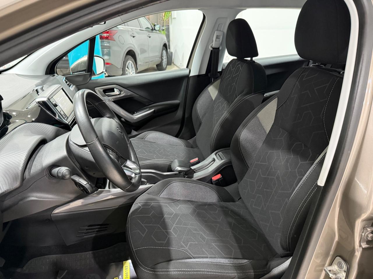 PEUGEOT 2008 1.6 DIESEL 100CV *UNICOPROPRIETARIO