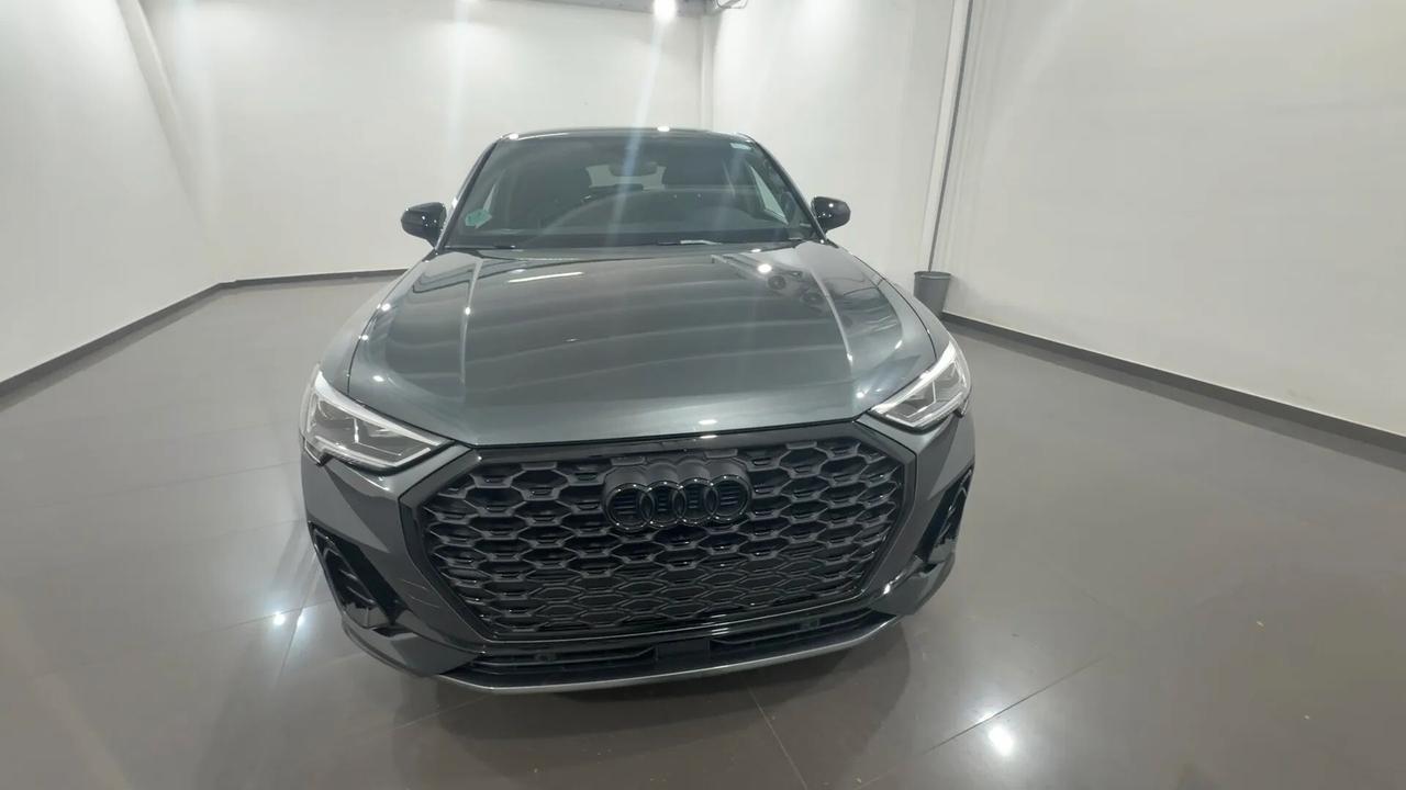 Audi Q3 SPB 35 TDI S tronic Identity Black S-Line