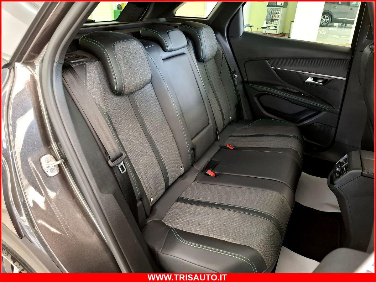 PEUGEOT 3008 1.5 Bluehdi Eat8 Allure Pack NEOPATENTATI (FULL LED+PELLE+NAVI)