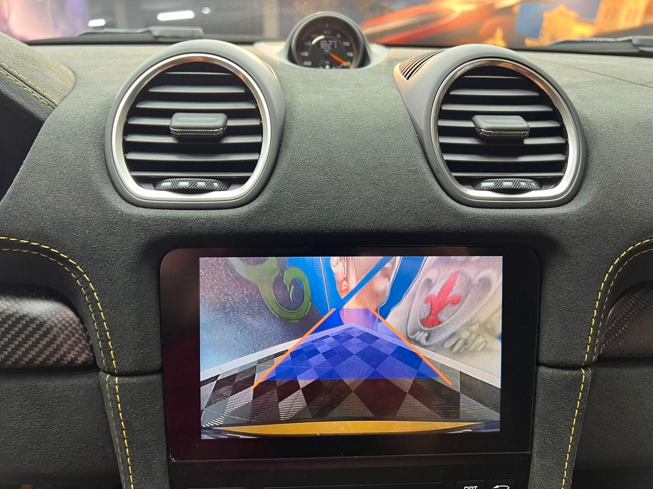 Porsche 718 Spyder 4.0 GT4 RS pdk WEISSACH RS PACK (718)