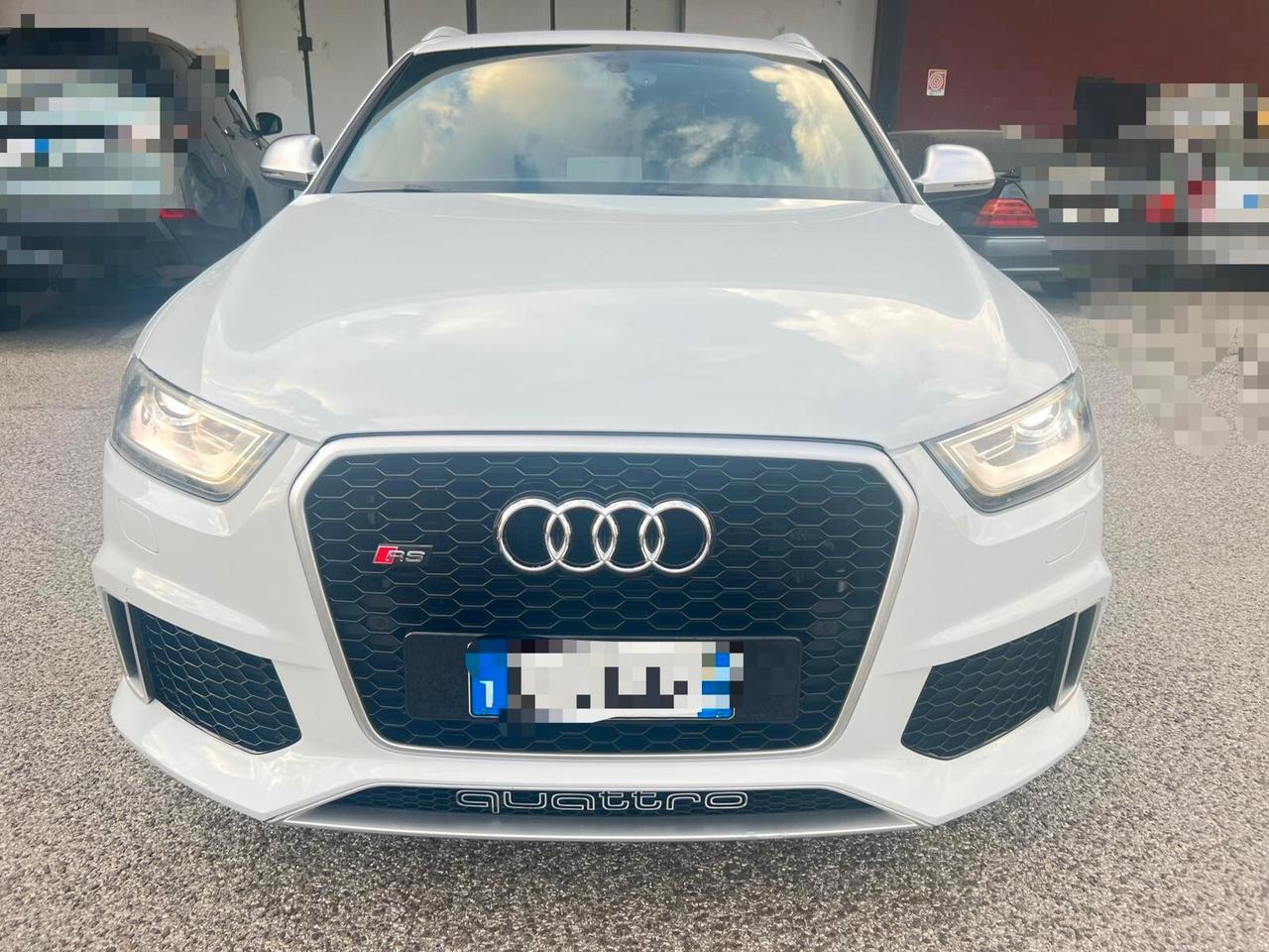 Audi RSQ3 RS 2.5 TFSI quattro S tronic Carbon