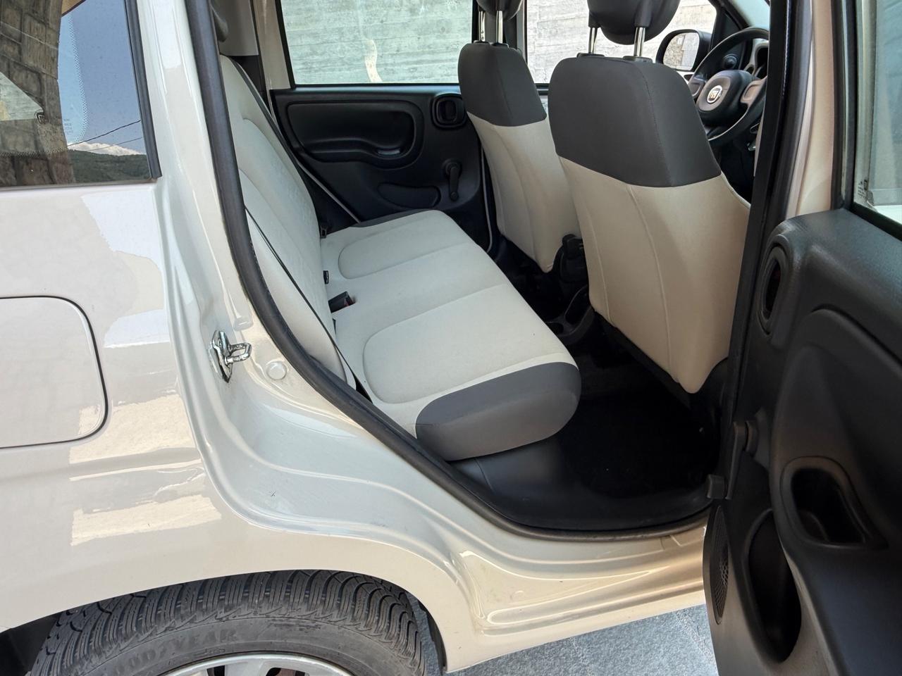 Fiat Panda 0.9 TwinAir Turbo Natural Power Lounge