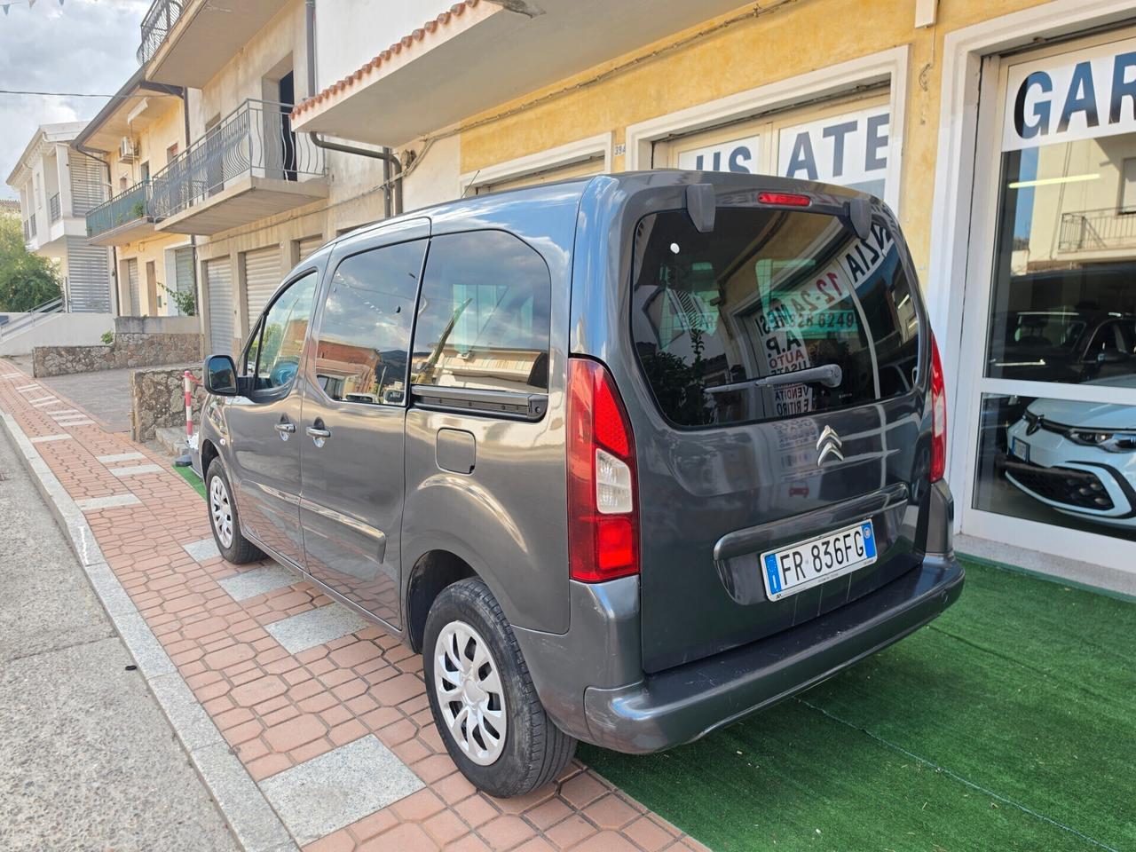 Citroen Berlingo 1.6 hdi 100cv 5 POSTI