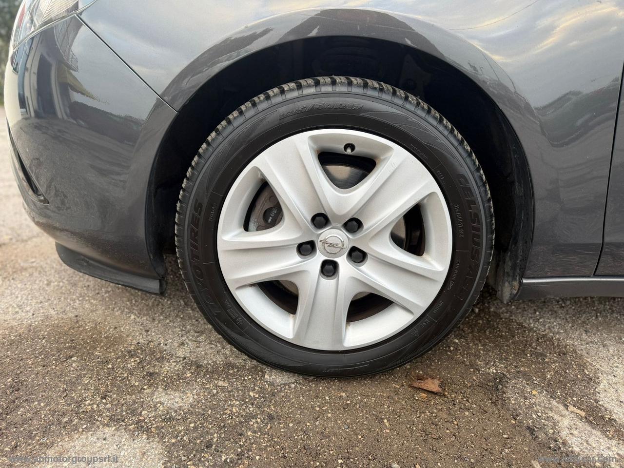 OPEL Zafira Tourer 1.4 T 140CV GPL Cosmo