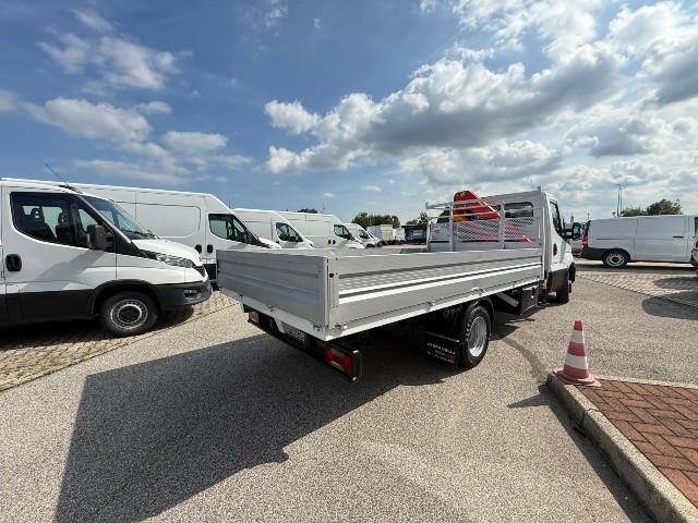 IVECO DAILY 35C14 CASSONE CON GRU