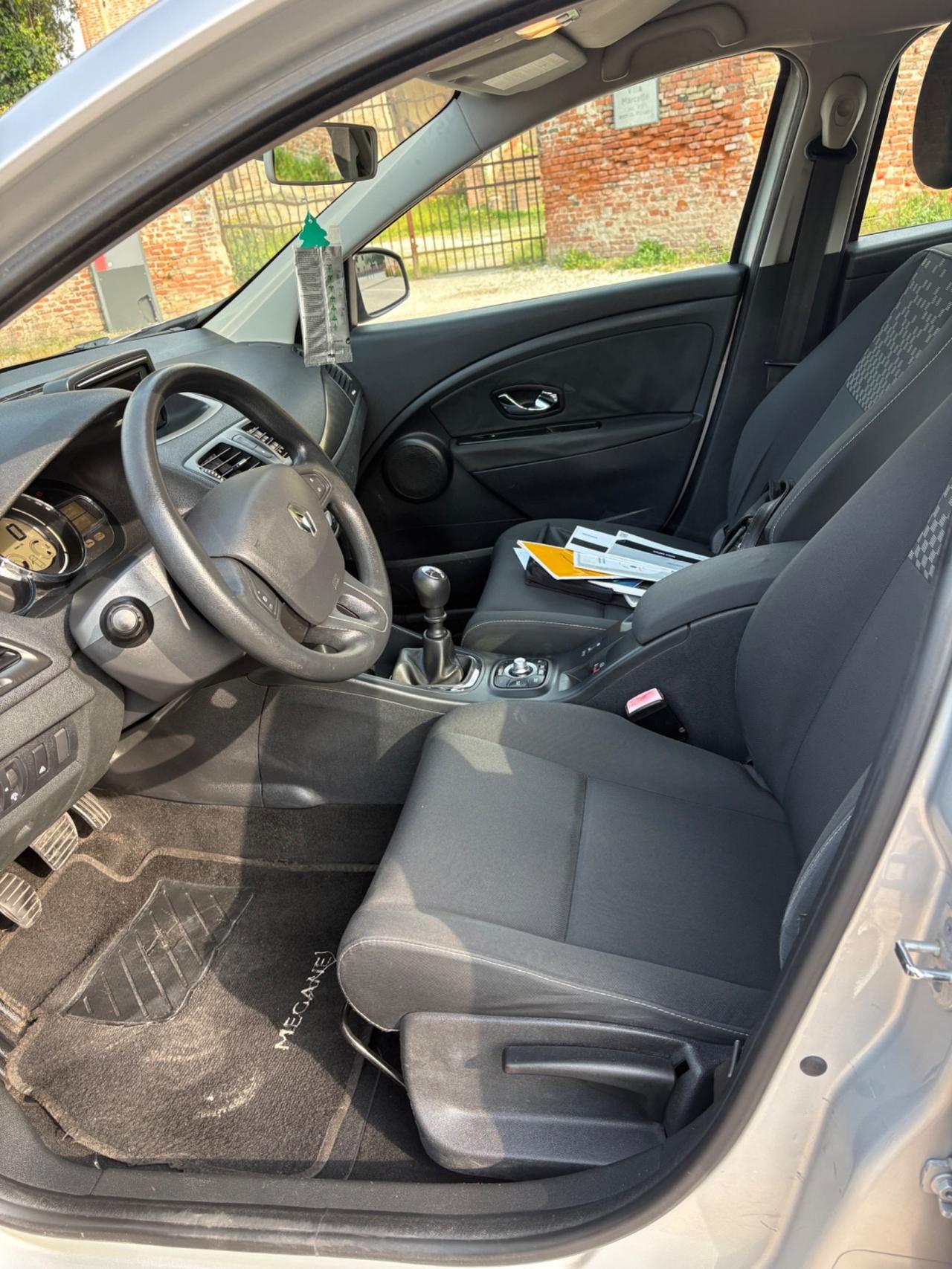 Renault Mégane 1.5 dCi 110CV Start&Stop SporTour GT Line