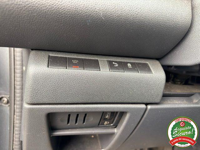 PEUGEOT 5008 1.6 e-HDi 115CV Stop&Start cambio robotizzato Allu