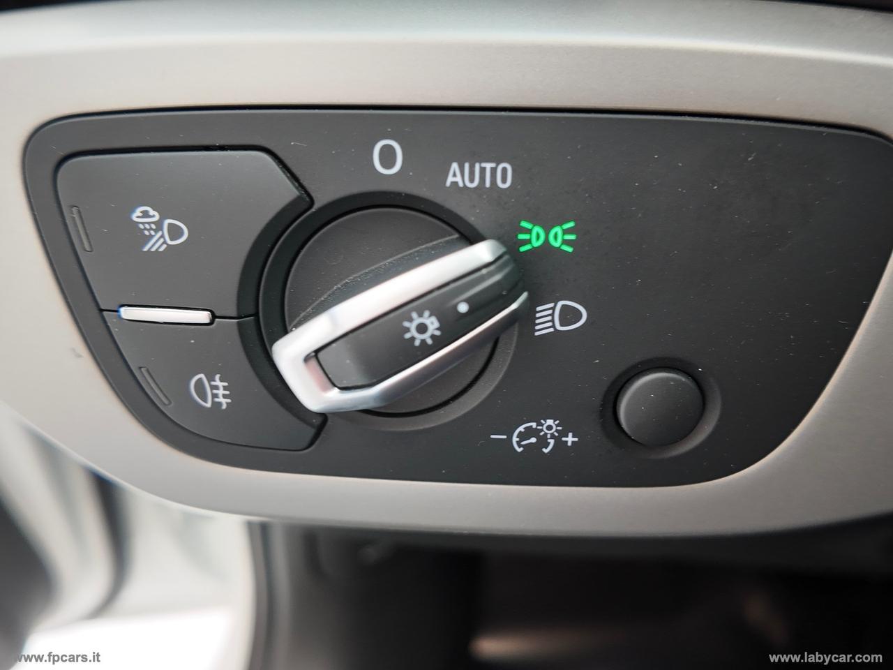 AUDI A4 30 TDI/136CV S tronic S line edition