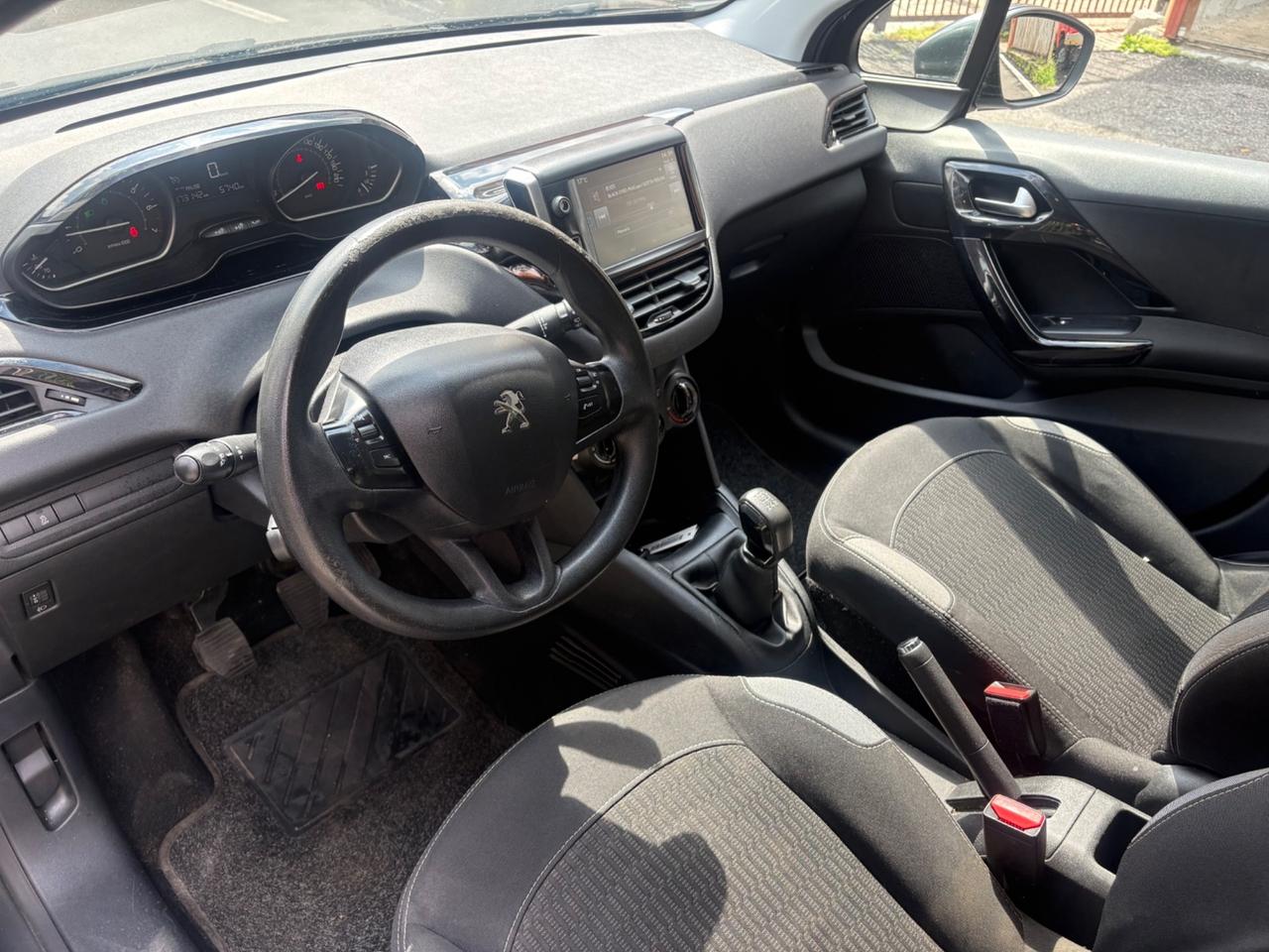 Peugeot 208 PureTech 82 5 porte Allure