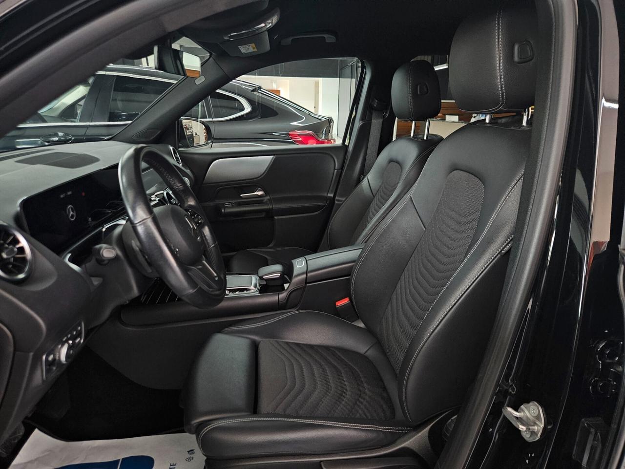 Mercedes-Benz GLB 200 d Sport 4matic auto - IVA ESPOSTA
