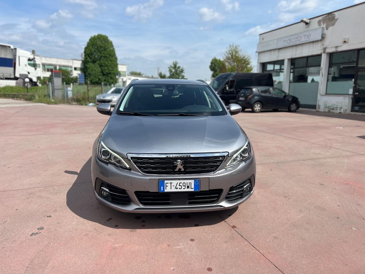 Peugeot 308 BlueHDi 130 S&S EAT8 Allure