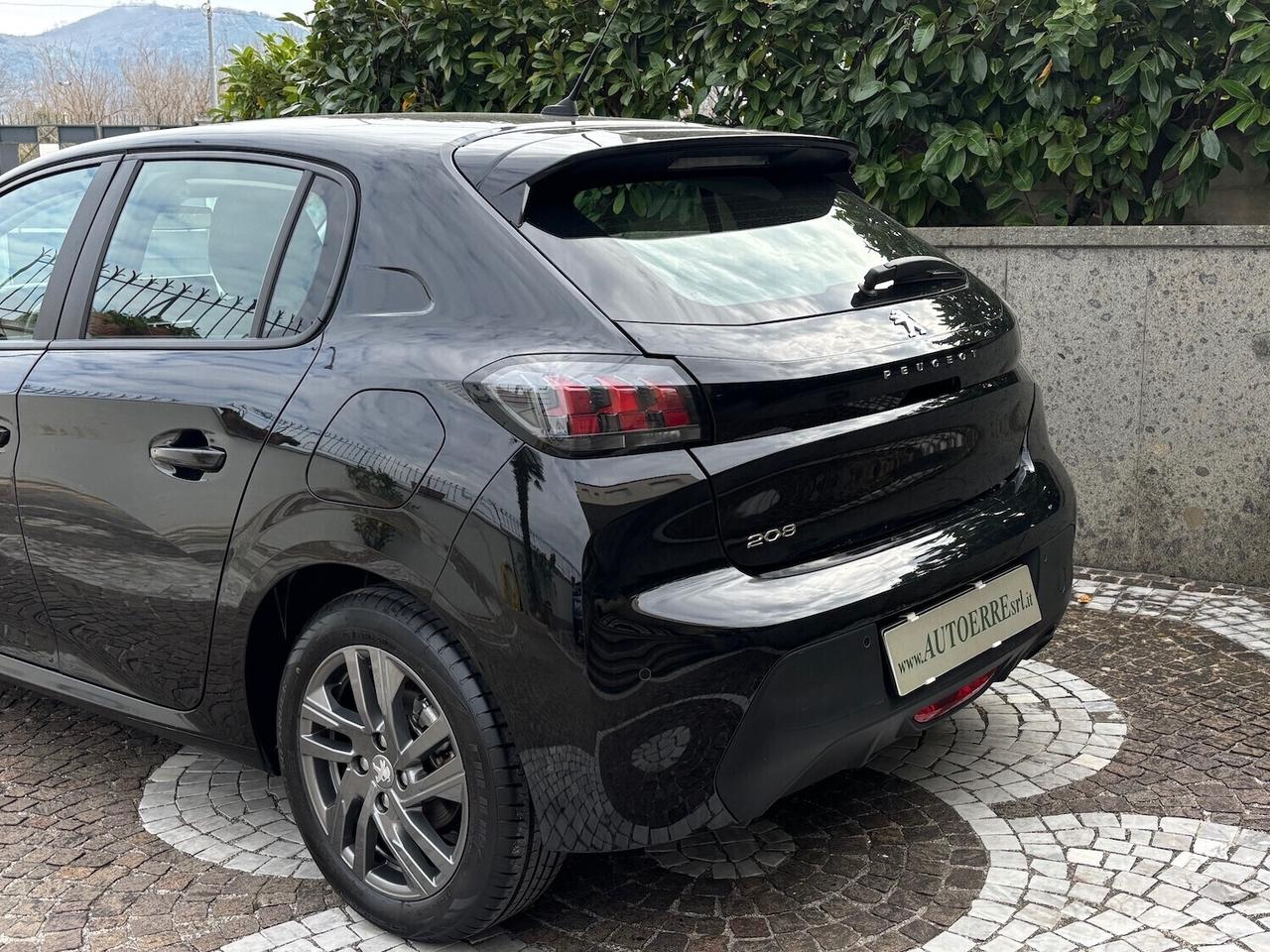 Peugeot 208 BlueHDi 100 Active Pack + LED