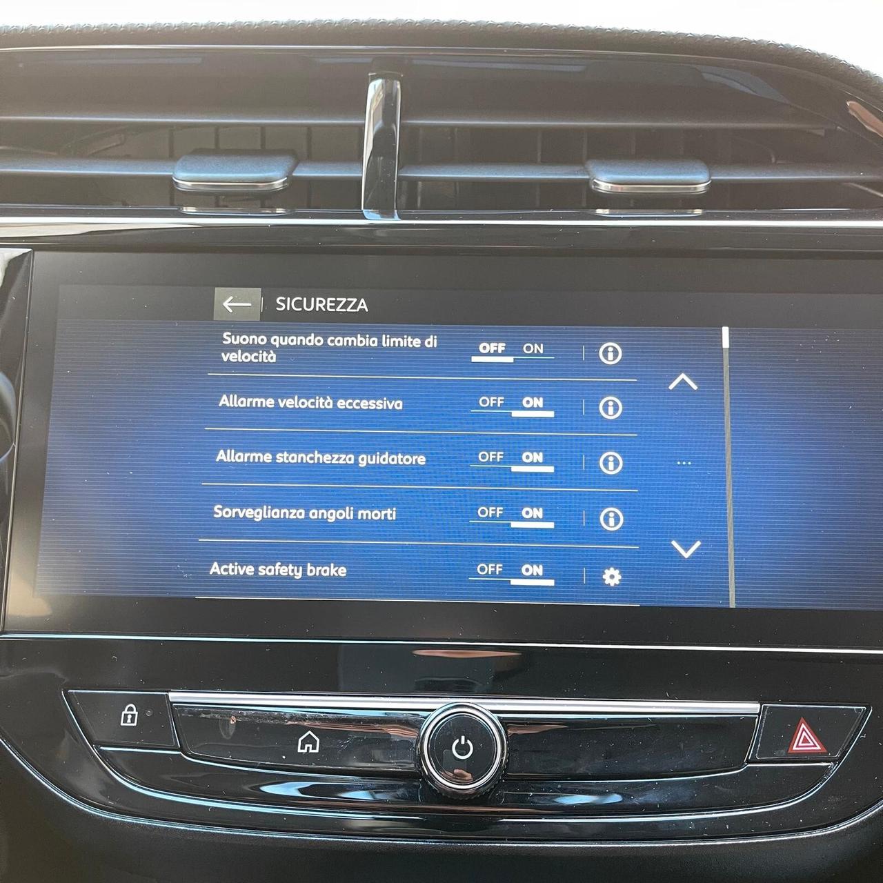 Opel Corsa 1.2 benzina 100 CV Edition