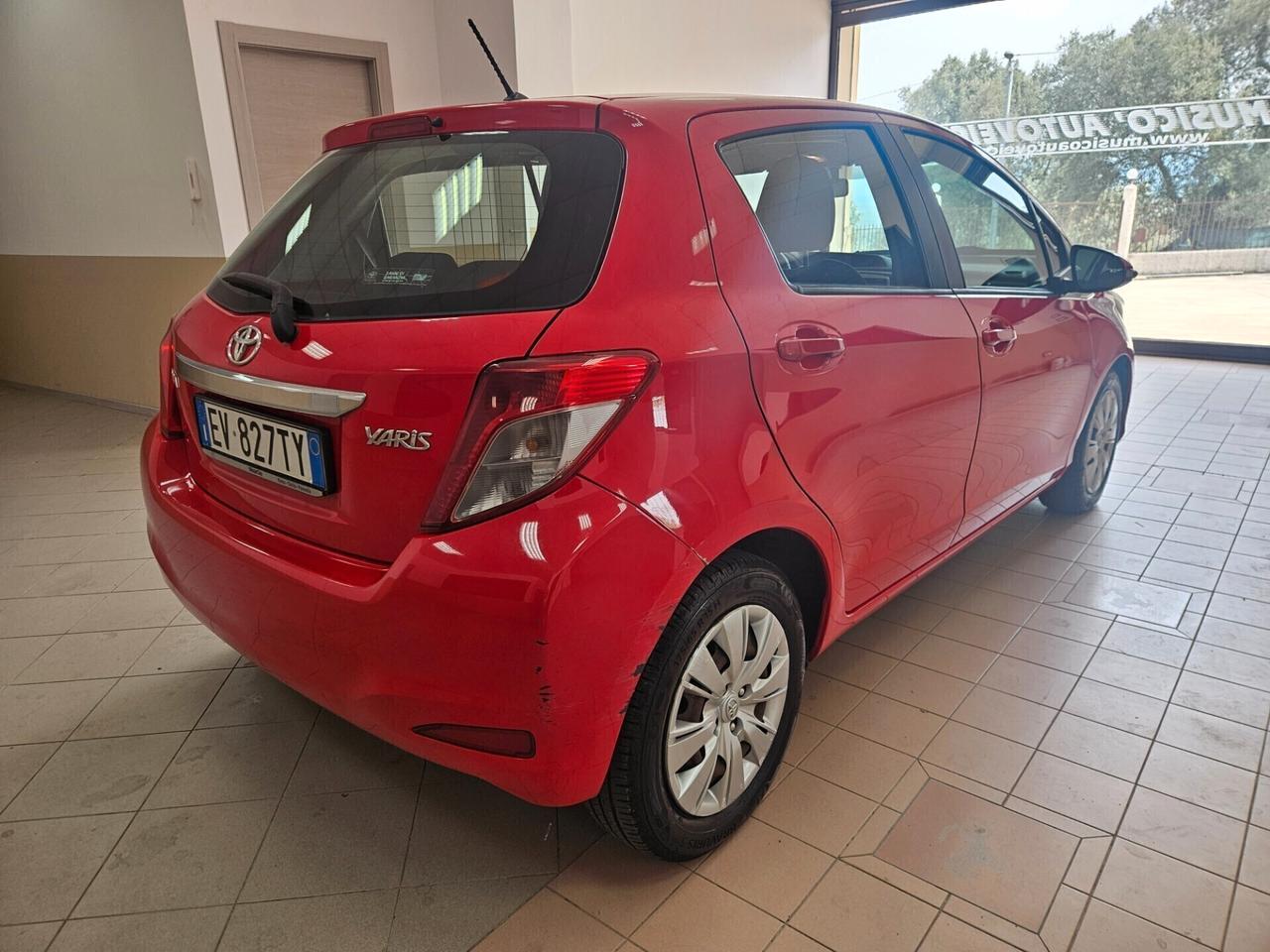 Toyota Yaris 1.4 D-4D 5 porte Lounge