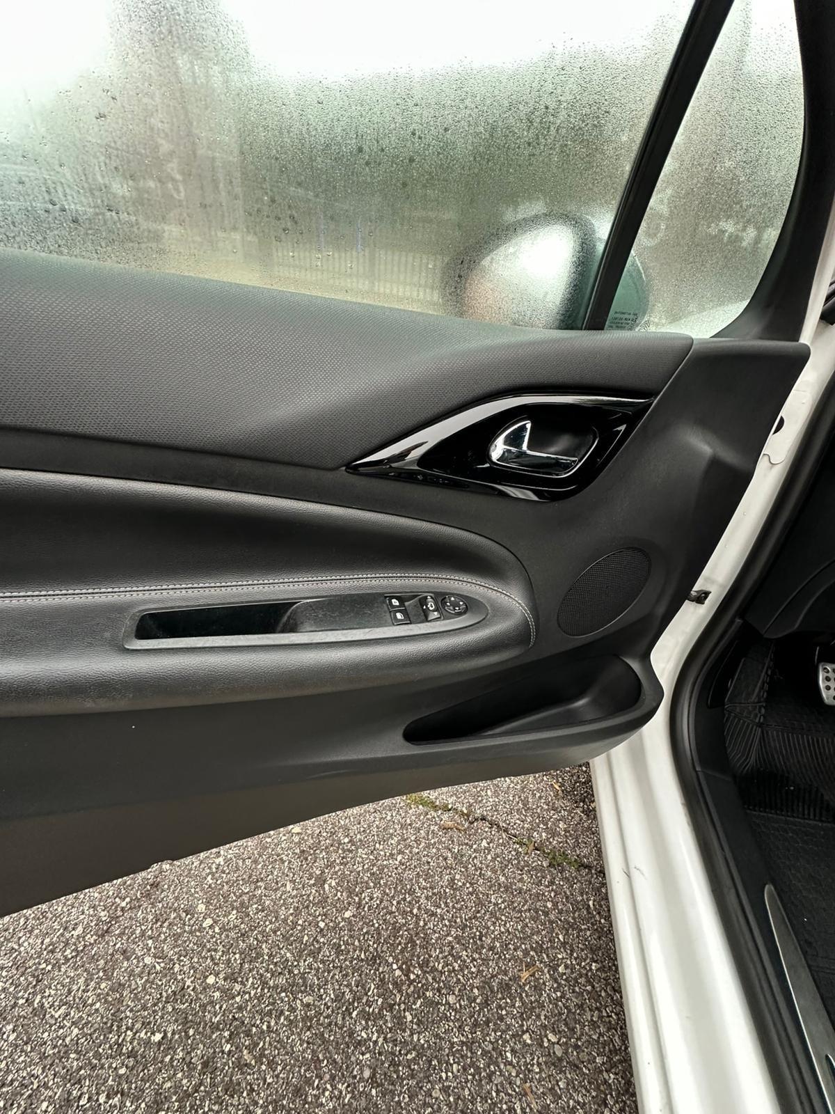 Ds DS3 3 1.6 HDi 110 Just Black